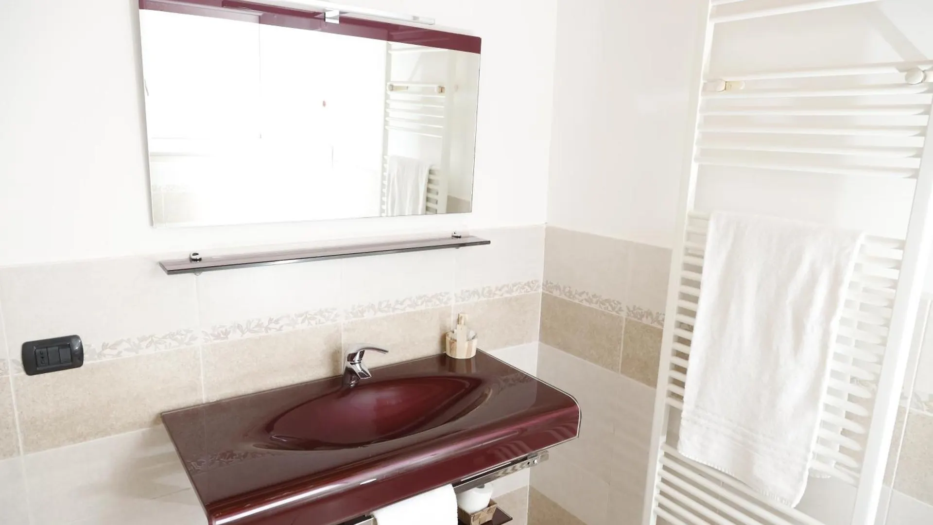 Amira Suite Fiera Verona Apartment